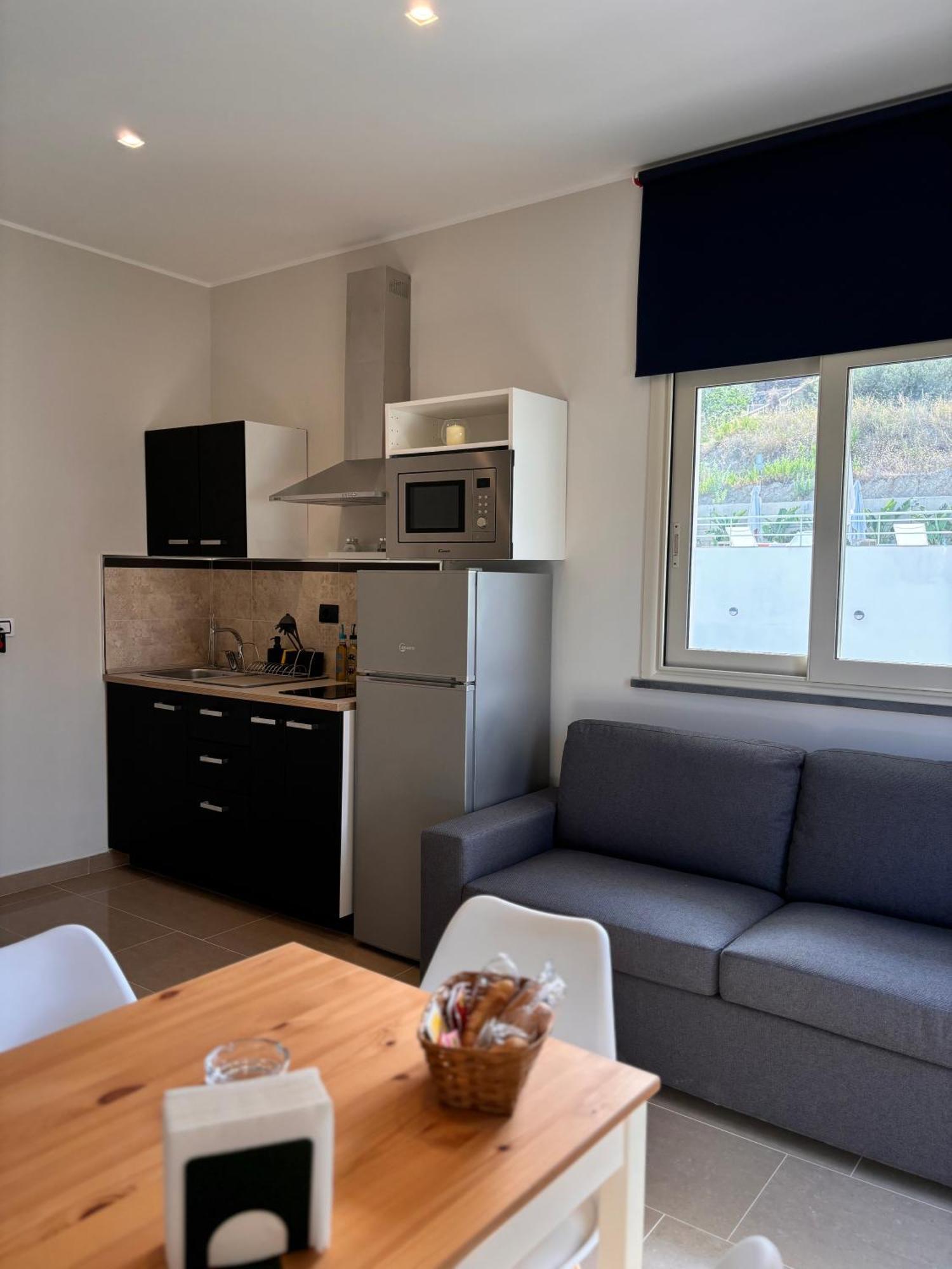Ig - "Villa Don Antonio" Apartments Giardini-Naxos Exterior foto