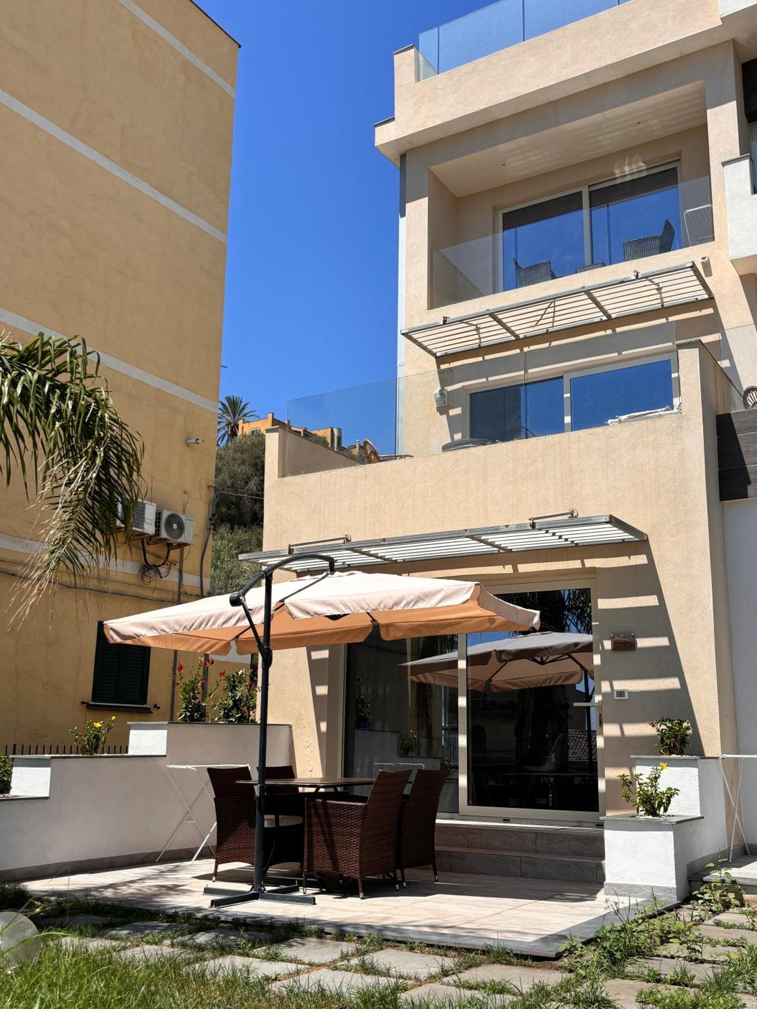 Ig - "Villa Don Antonio" Apartments Giardini-Naxos Exterior foto