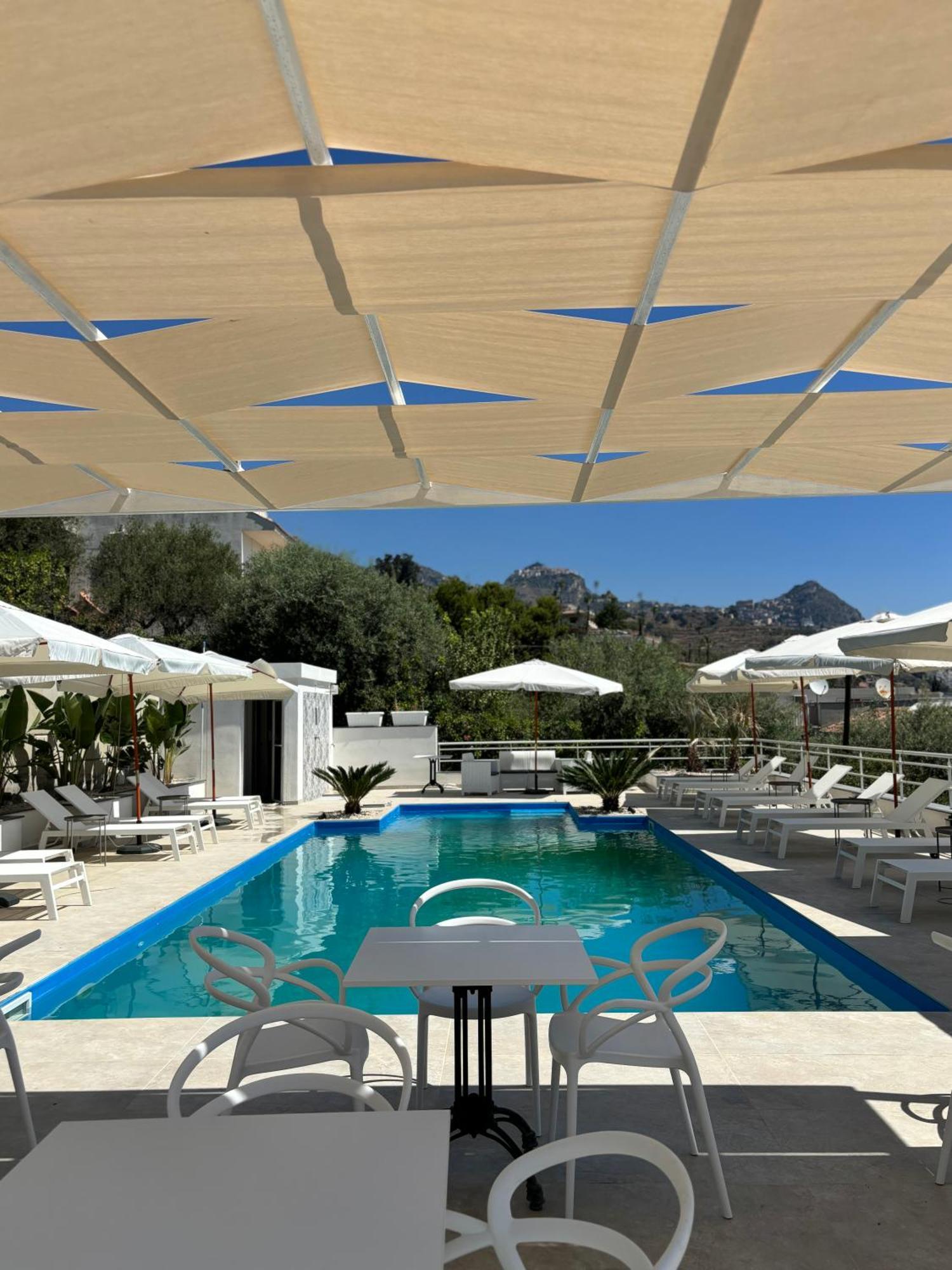 Ig - "Villa Don Antonio" Apartments Giardini-Naxos Exterior foto